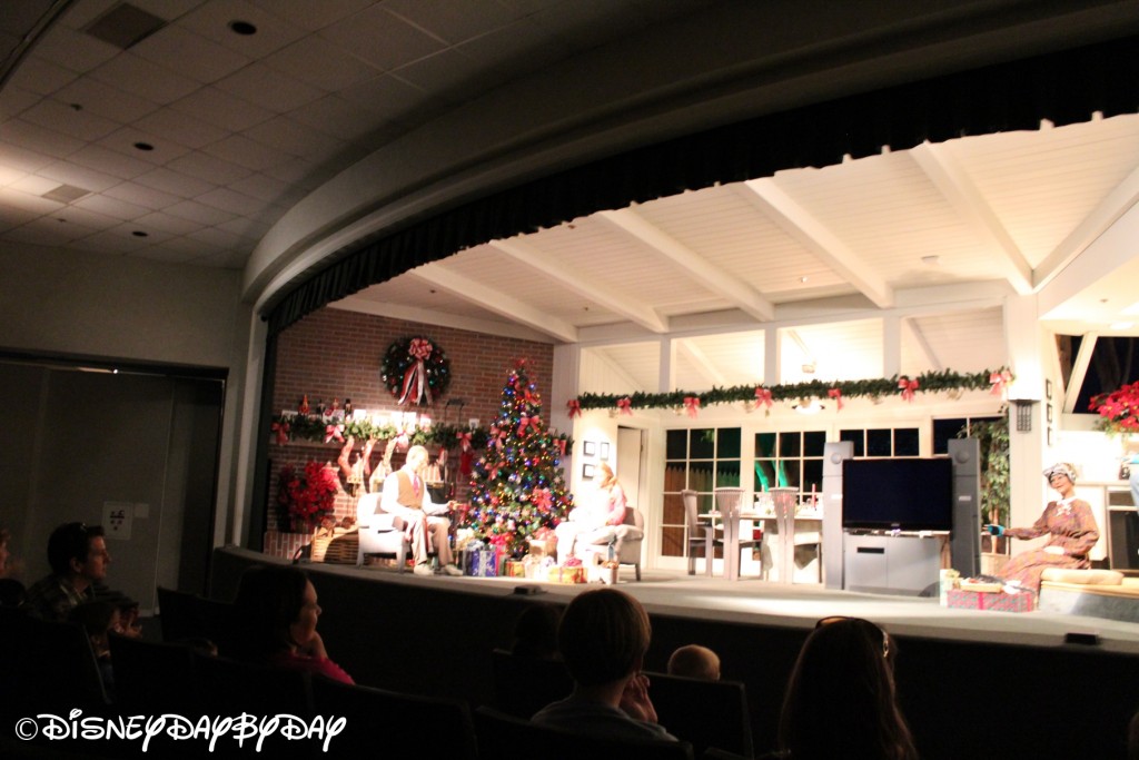 Magic Kindgom: Carousel of Progress | DisneyDayByDay