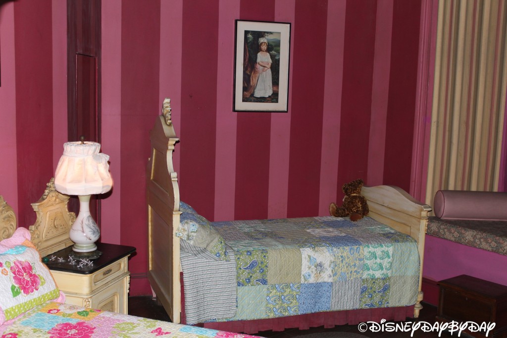 Magic Kingdom Peter Pan’s Flight DisneyDayByDay