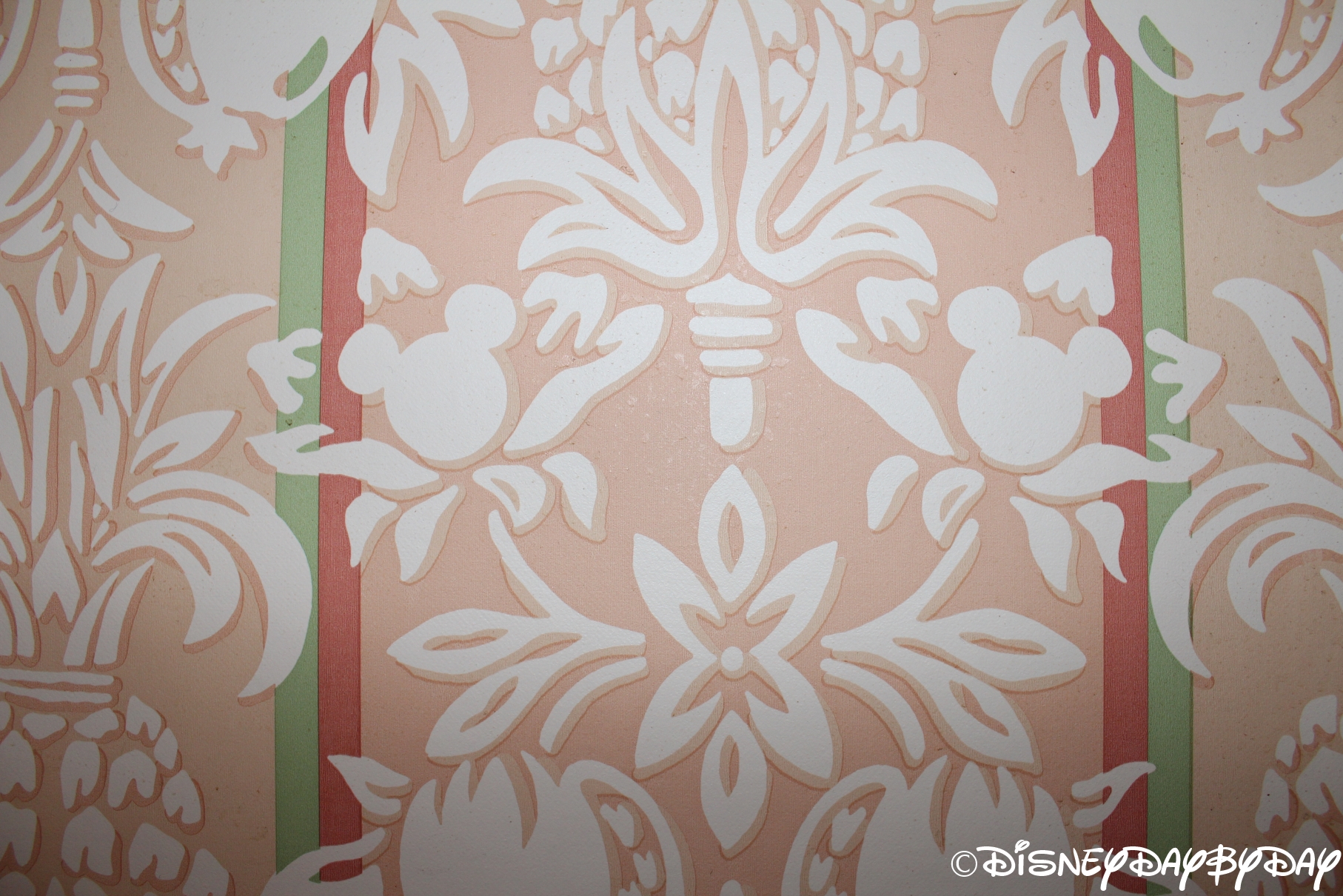 Hidden Mickey Monday: Grand Floridian Wallpaper