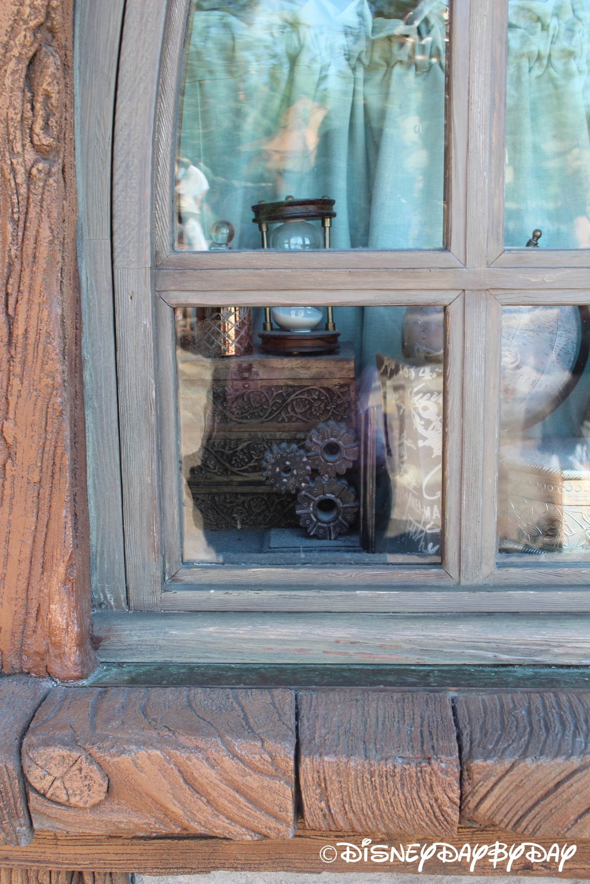 Hidden Mickey Monday: Bonjour Village Gifts