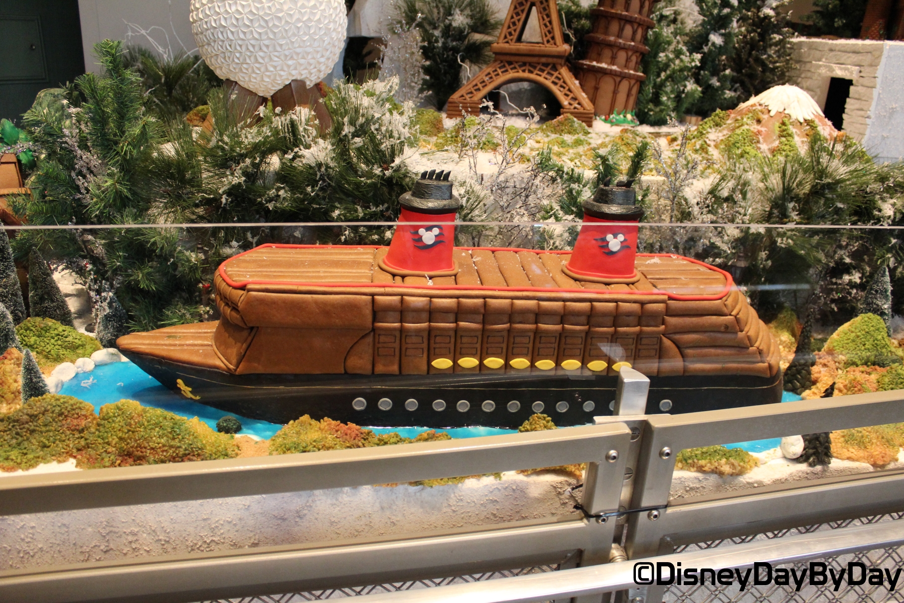 The Land – Gingerbread Tribute to Disney Parks